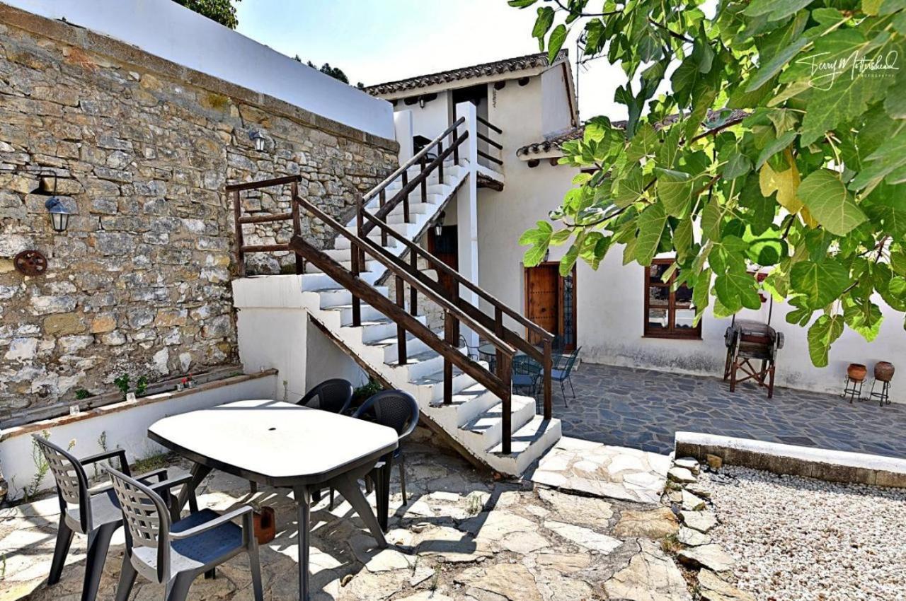 La Casa Del Agua Pensionat Montefrío Exteriör bild